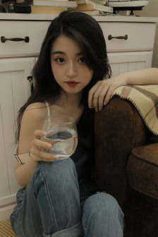 国产漂亮白嫩美女在线观看